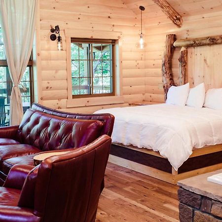 Cricket Hill Treehouse B By Amish Country Lodging Millersburg Ngoại thất bức ảnh