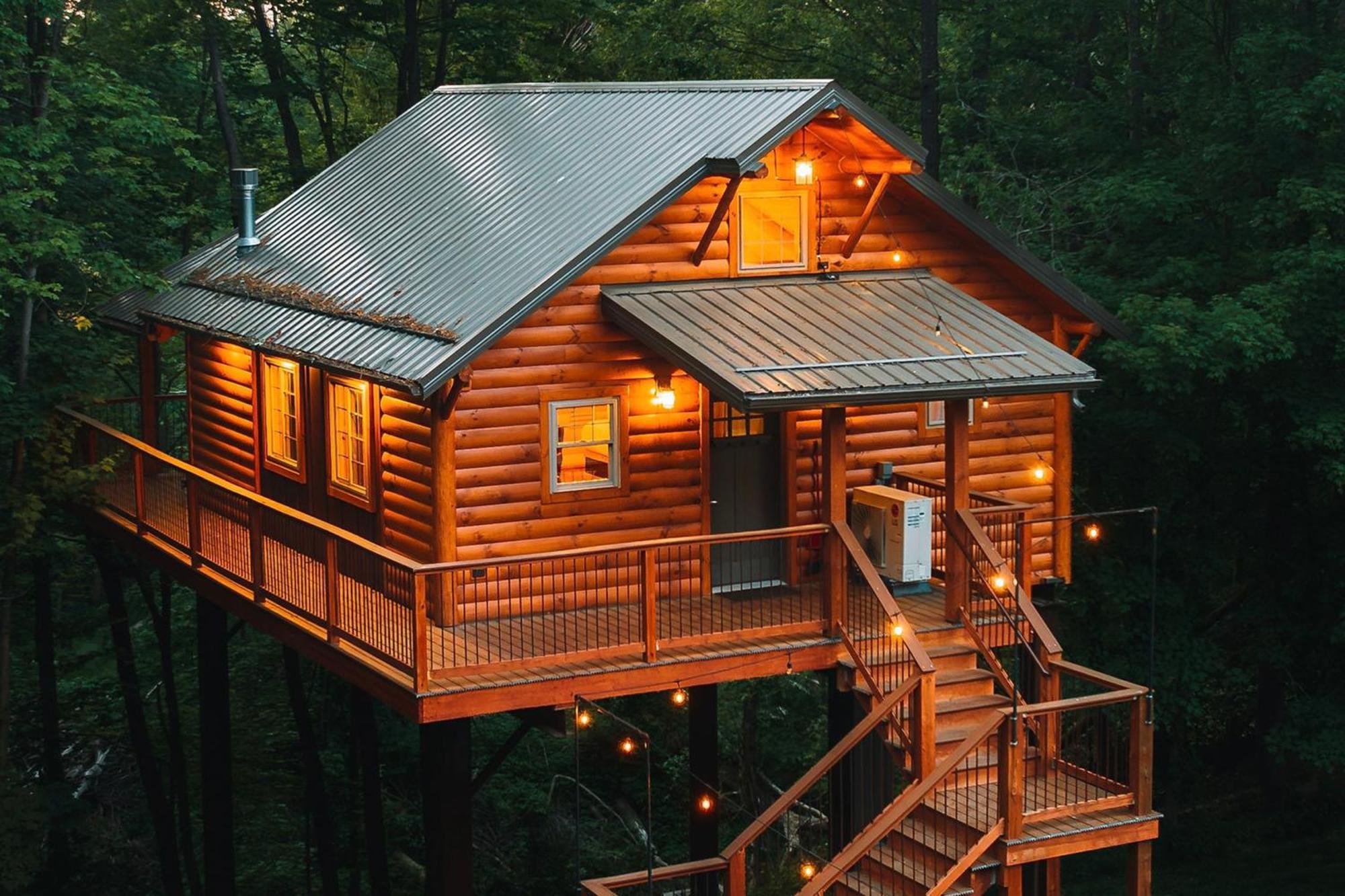 Cricket Hill Treehouse B By Amish Country Lodging Millersburg Ngoại thất bức ảnh